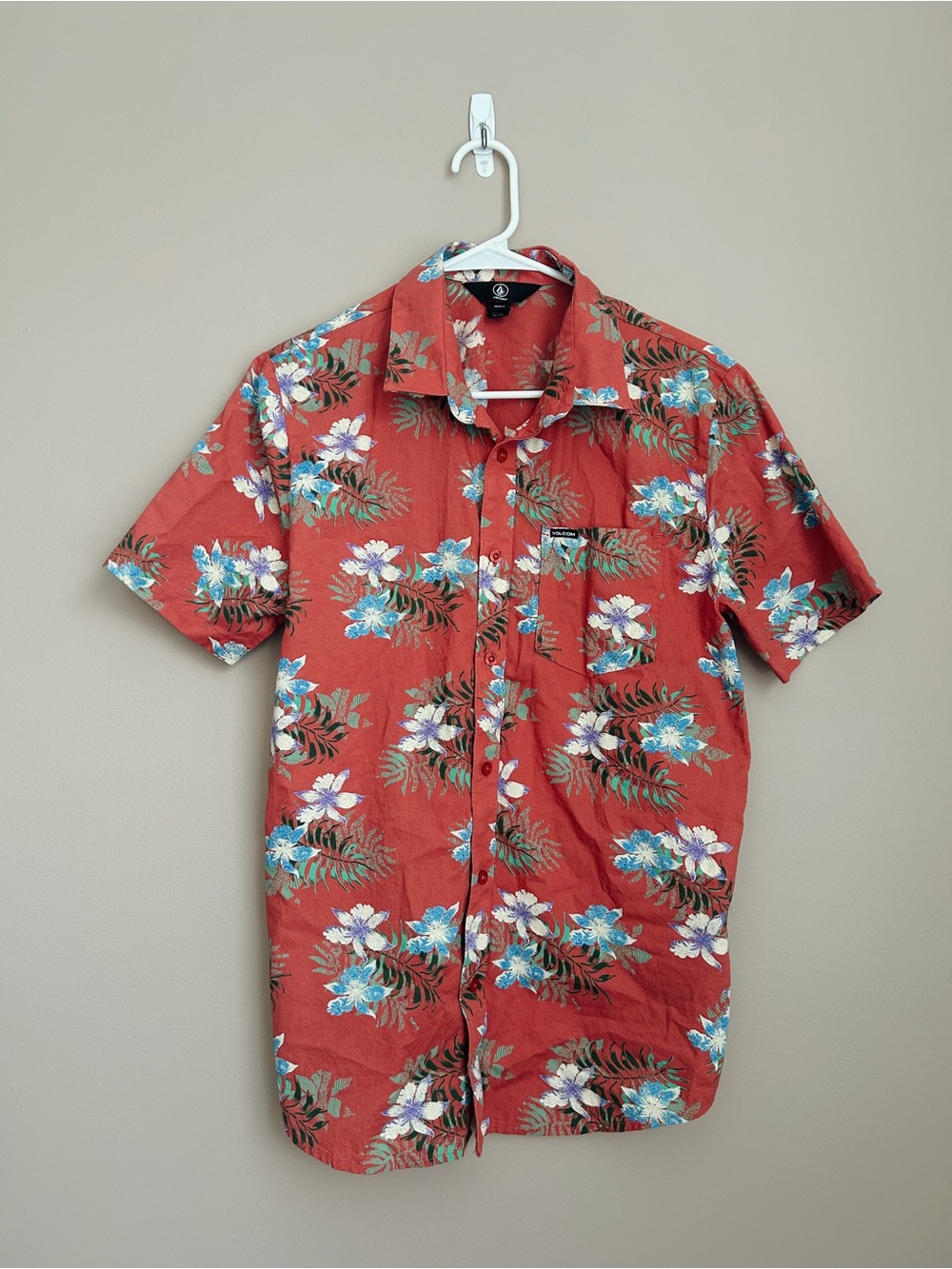 Volcom // Red Tropical Short-Sleeve Button-Down Shirt